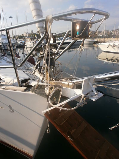 [Immagine: 20131120233824_ridotta passerella di prua206.JPG]